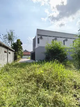 Dijual BU! Tanah Dekat Pakuwon Mall, Muka 9mtr, SHM Pekarangan