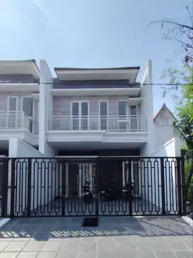 Jemursari‼️Jual Rumah Baru Dekat Ubaya,Uk Petra,Raya Jemursari