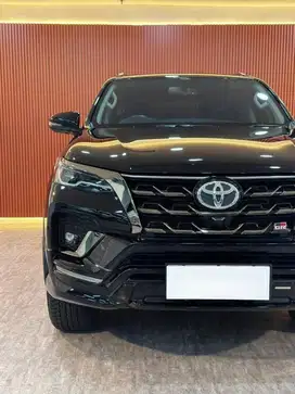 [ KM 6.000 ] TOYOTA FORTUNER VRZ 2.8 GR 2023 AUTOMATIC