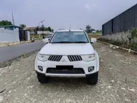 dijual pajero sport tahun 2011