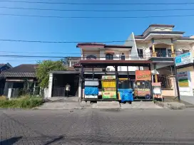 RUMAH WISMA TROPODO DEKAT BANDARA, UINSA, DEPAN BISA DISEWAKAN