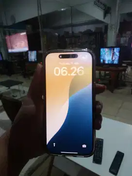 iPhone 16 Pro 128GB Warna Gold