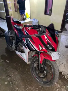Honda CBR150R 2019