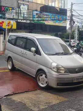 Nissan Serena 2012 Bensin
