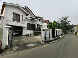 Rumah Terawat 100% Siap Huni Akses 2 Mobil