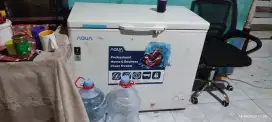 FREEZER AQUA 300 LITER NO MINUS BERSIH