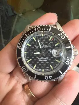 Bernard H mayer 500m diver
