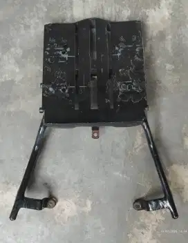 Bracket geser Kucay Vario 125 KZR
