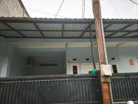 Rumah Disewakan Pertahun