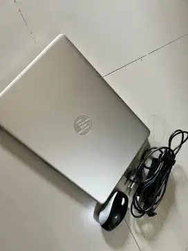 Laptop HP 14S CF1047TU