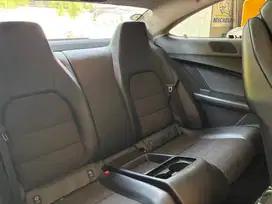 Mercedes-Benz C180 2012 Bensin