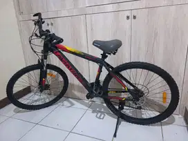 Sepeda Gunung Aviator 2689 xt