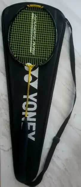 Raket yonex nanoflare 1000z