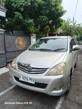 Toyota Kijang 2010 Bensin