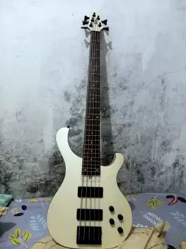 Bass cort t35 senar 5 aktiv