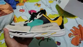 Sepatu second berkualitas