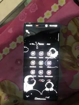 Techno camon 40 8/256