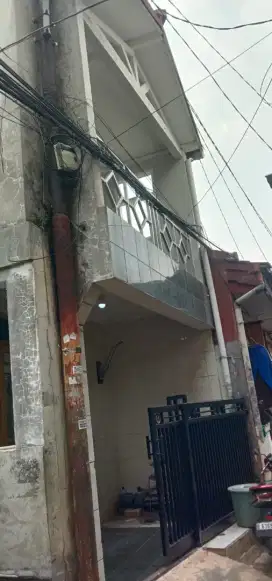 Jual murah rumah 2 lantai cipulir Jakarta selatan