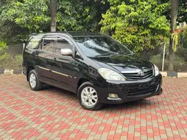 Toyota Kijang Innova 2.0 G AT 2011
