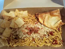 Mie pedas Ara 10k