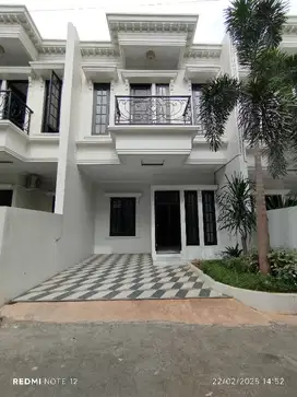 DiJual Rumah Modern Classic dalam Cluster Jagakarsa Jakarta Selatan