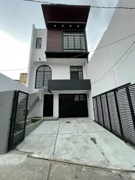 Di jual rumah cluster di Jatinegara Jakarta Timur