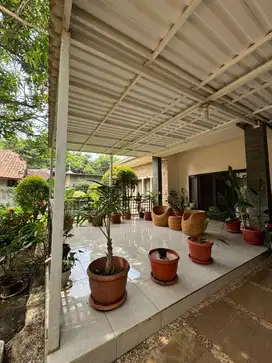 RUMAH COCOK UNTUK USAHA DAN TEMPAT TINGGAL