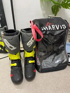 Sepatu SiDi trail