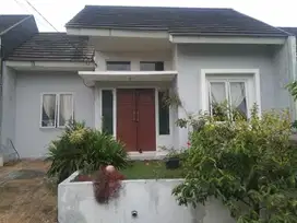 Jual cepat rumah baru di Bojong Gede. bisa over kredit.