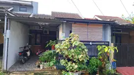 Rumah Siap Huni Strategis di Komplek Dekat Grand Depok City