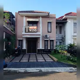 dijual rumah  2lantai full renov di legenda wisata cibubur