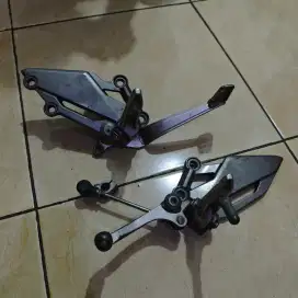 Footstep depan ninja 250fi Original Copotan
