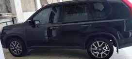 Nissan X-Trail 2012 Bensin