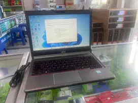 Laptop Fujitsu Lifebook i5 Gen6 Ram 8Gb Ssd 256gb garansi 6Bln
