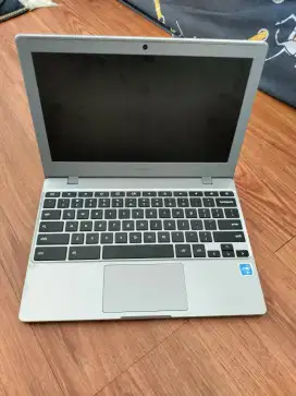 Jual BU Chromebook sangat mulus