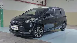2017 TDP 9,JT Toyota Sienta 1.5 V Bensin-AT Hitam