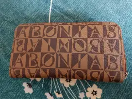 Dompet merk bonia