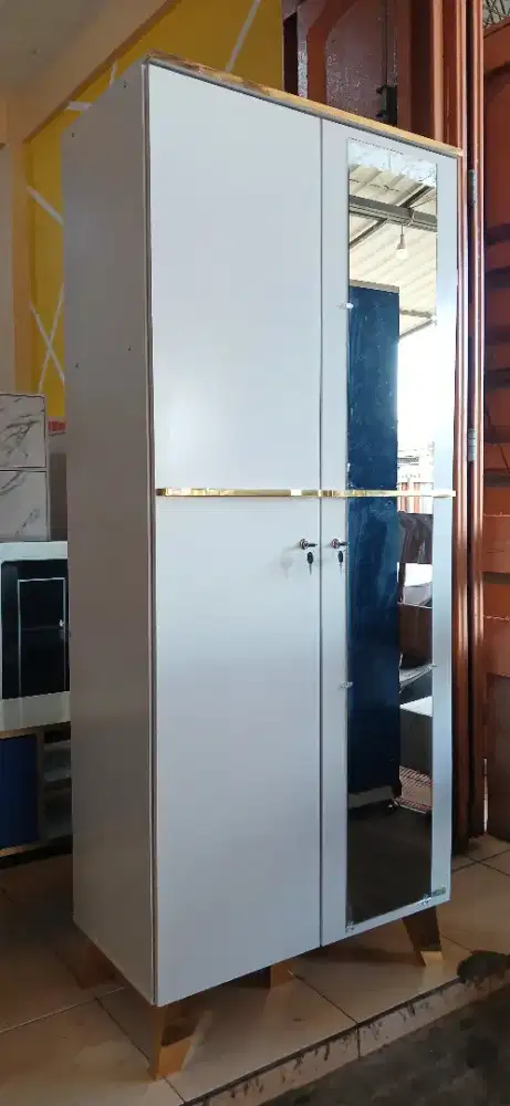 LEMARI PAKAIAN HANGER RAK