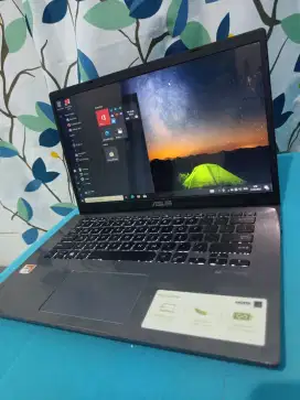 laptop Asus x409B.  Ram 8gb/SSD 256GB. Keyboard nyala. Windows 11