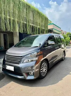 Toyota Vellfire 2010 Low KM asli