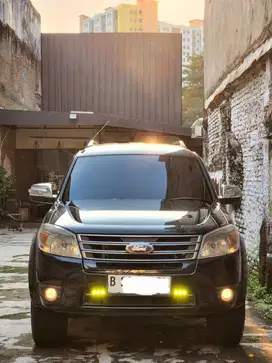 Ford Everest XLT Limited 2.5 2012 FACELIFT NO NGOBOS