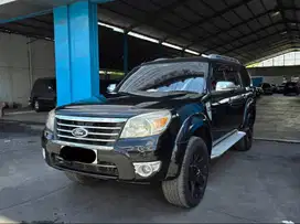Ford Everest 2.5L XLT AT Matic 2010
