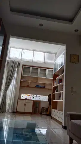 Dijual Rumah di Kota Baru Parahyangan Bandung Barat, Modern Minimalis