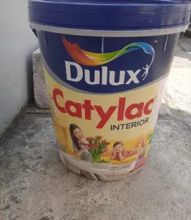 Cat tembok dulux catylax warna putih