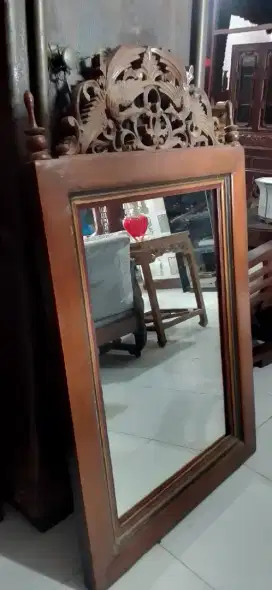 Cermin pigora ukir kayu jati lawas