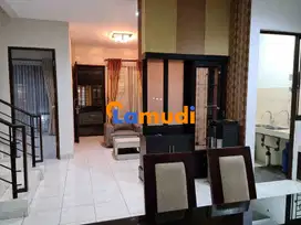 Rumah GreenCove Kawasan Elite Kondisi Bagus