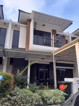 dijual rumah di cluster Asera onewest south harapan indah bekasi