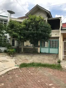 Dijual Rumah 2 Lantai di Taman Kencana Jakarta Barat