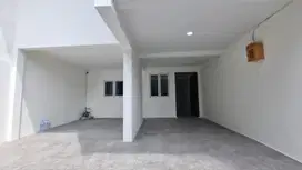 RUMAH BARU TANJUNG DUREN MINIMALIS 3 LANTAI CARPORT 2 MOBIL