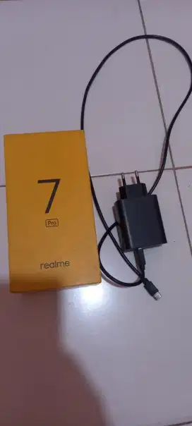 Realme 7 Pro Ram 8+5/128gb,BU.Cpt : Rp 900.000,- NETT, No Nego